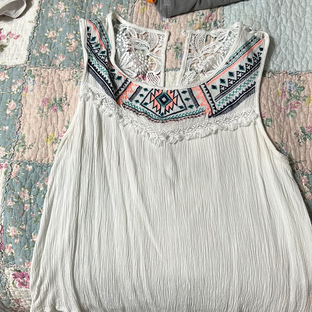 Size M cute blouse